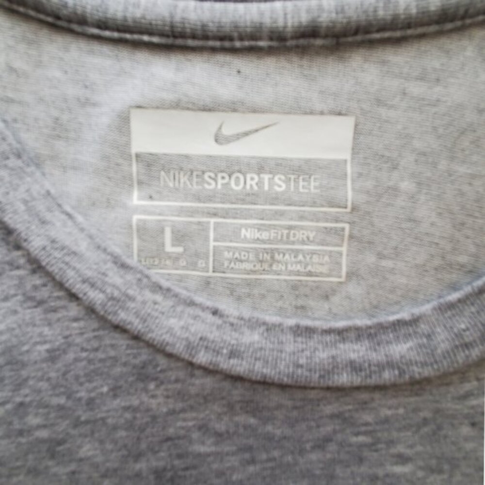 Nike Fit Dry Sports Tee Grey Embroidered Logo Women Size L - Picture 4 of 8
